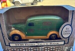 1938 Panel Truck Bank HWI 4th Limited Edition Green Diecast Coin Bank